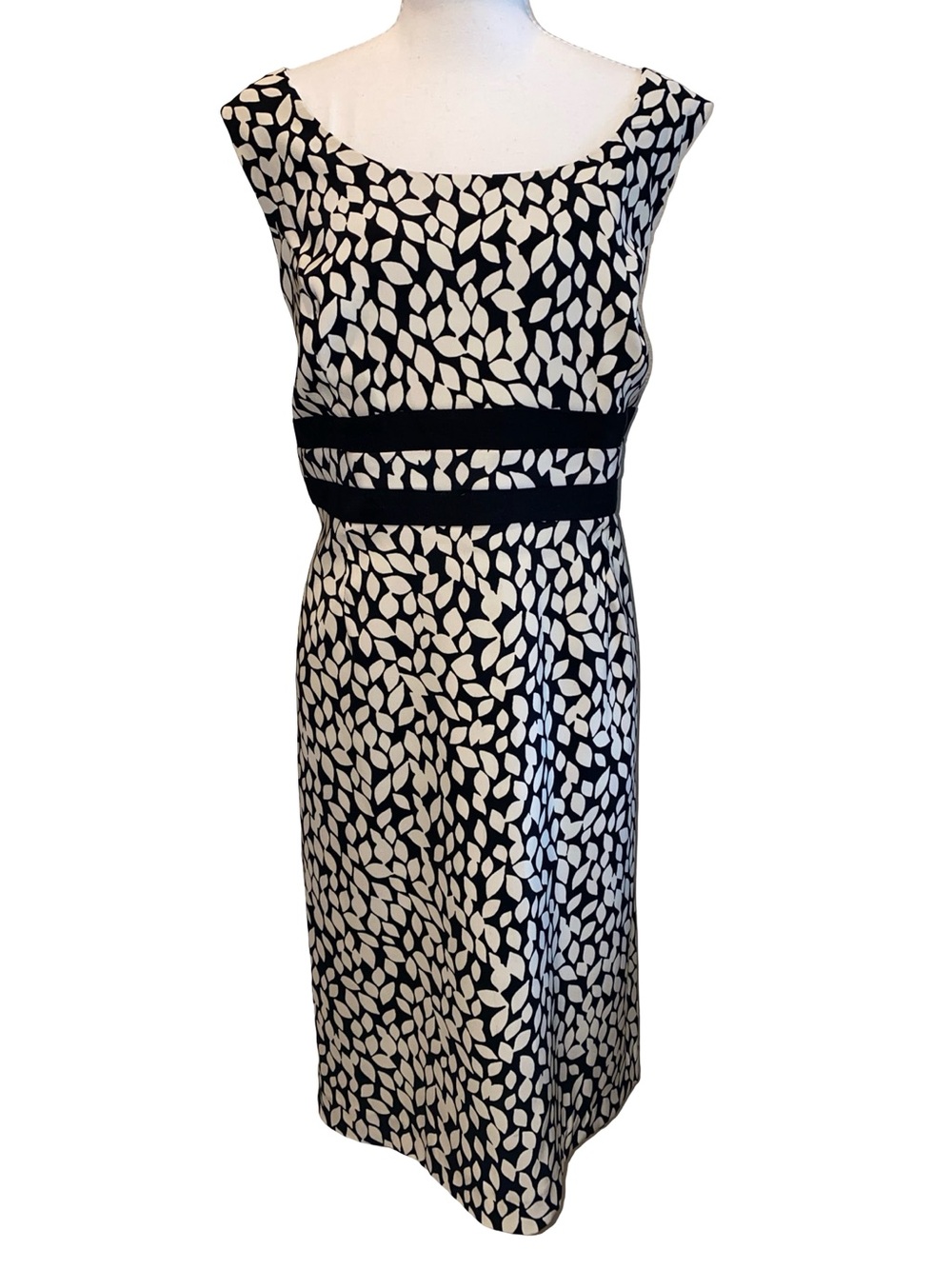 Cato Woman 16W Black White Leaf Print Sheath Dress Sleeveless Stretch Plus